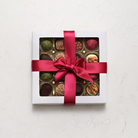 pralinhuset-praliner-choklad-16-favoriter-gåva-skicka-presenter